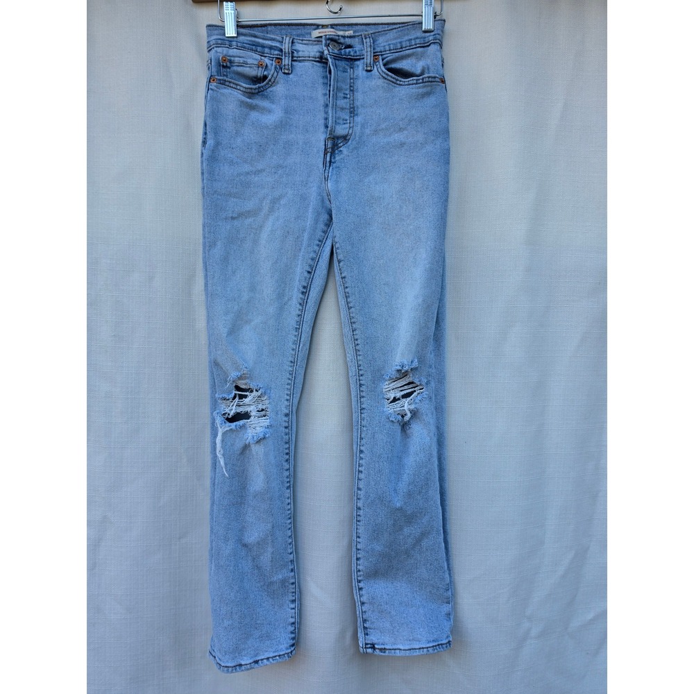 Levis Jeans Womens 28 Wedgie Straight High Rise Distressed Button Fly Light Wash